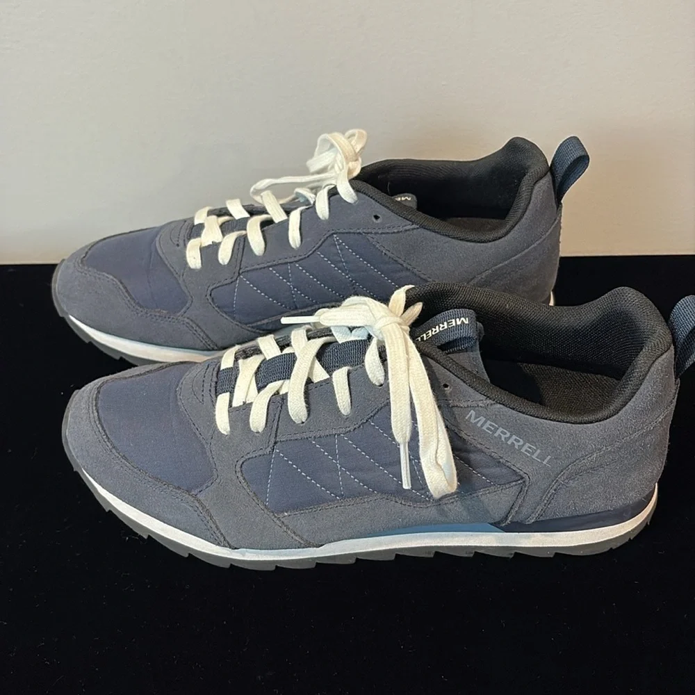 Men’s Merrell Navy Alpine Retro Style Sneakers Size 9